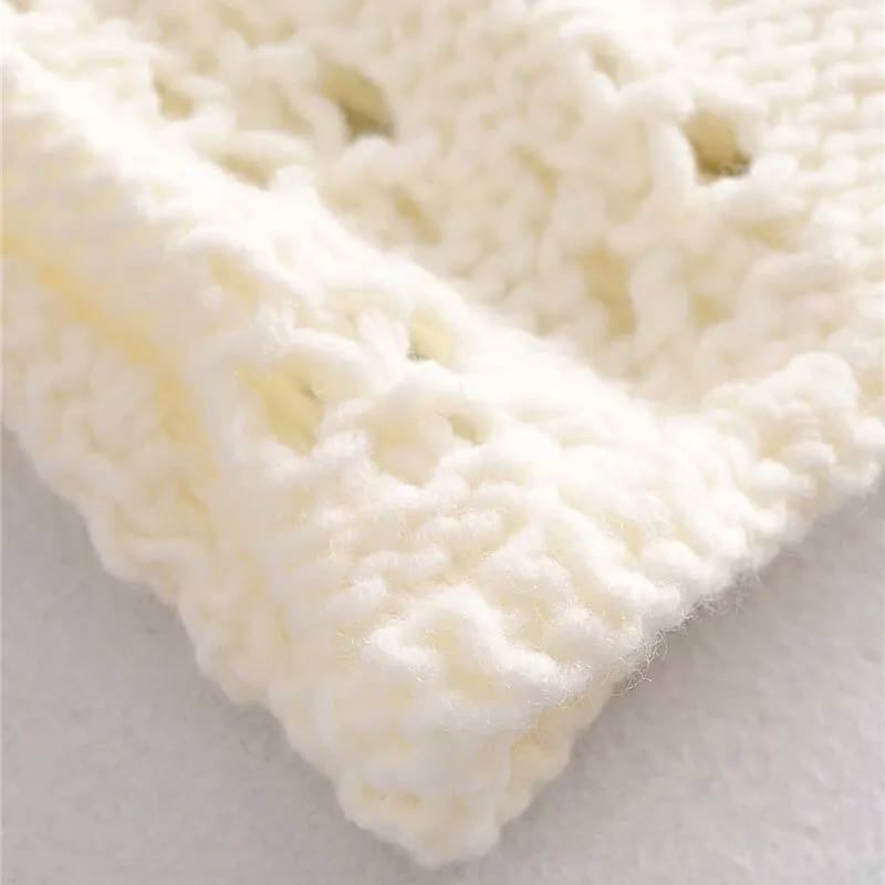 HOLLOW OUT KNITTED SWEATER