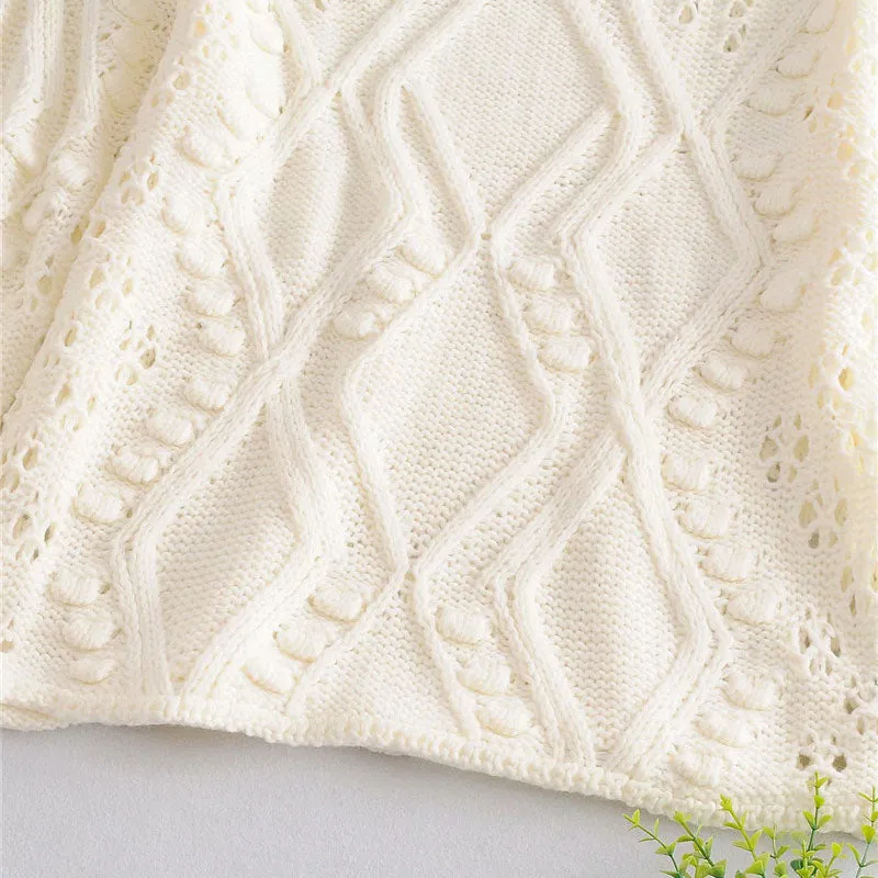 HOLLOW OUT KNITTED SWEATER