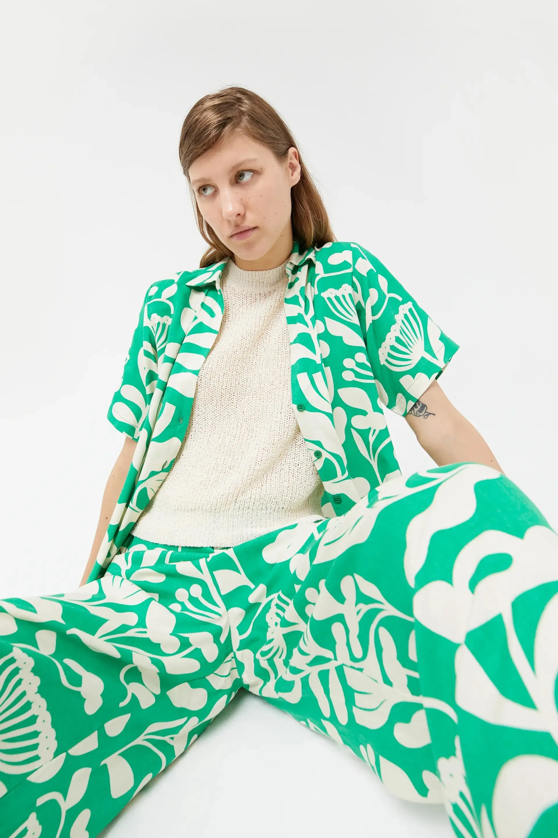 Hortencia floral straight pants