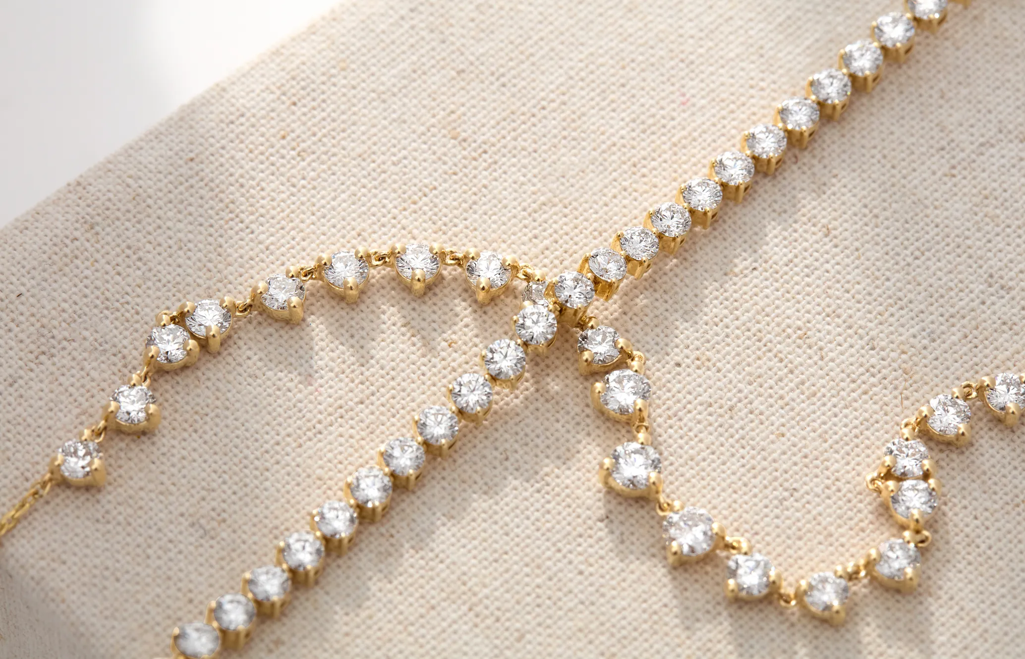 The Lilah Dangling Diamond Necklace